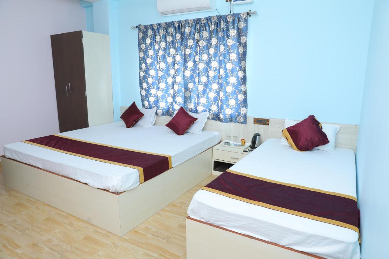 Krishna Shree Residency Hotel Guwahati Buitenkant foto