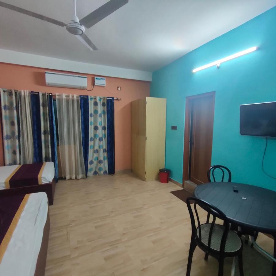 Krishna Shree Residency Hotel Guwahati Buitenkant foto